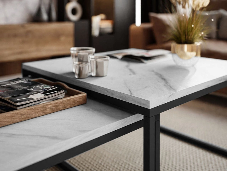 Couchtisch auf schwarzem Metallrahmen mit weißer Marmorimitat Asumi 36x42