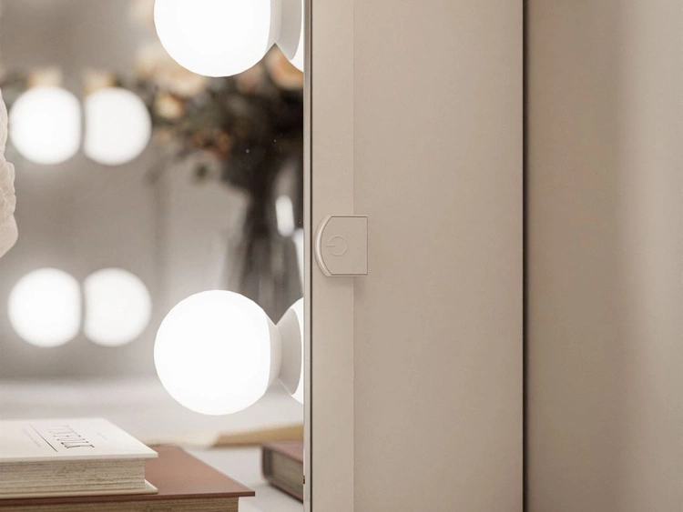 Schminktisch im Glamour-Stil mit Schubladen, Spiegel und LED-Beleuchtung Olivine Elite Weiß Hochglanz