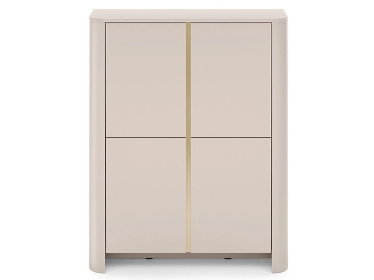 Eine Wohnzimmermöbelgarnitur mit goldener Zierleiste Brillo Kaschmir