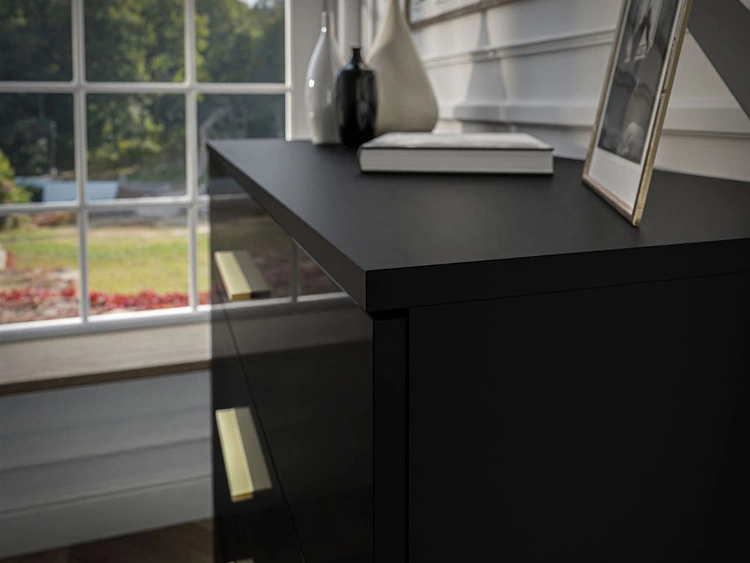 Kommode mit vier Schubladen und LED-Beleuchtung auf Goldenen Beinen Nuveo Schwarz Hochglanz