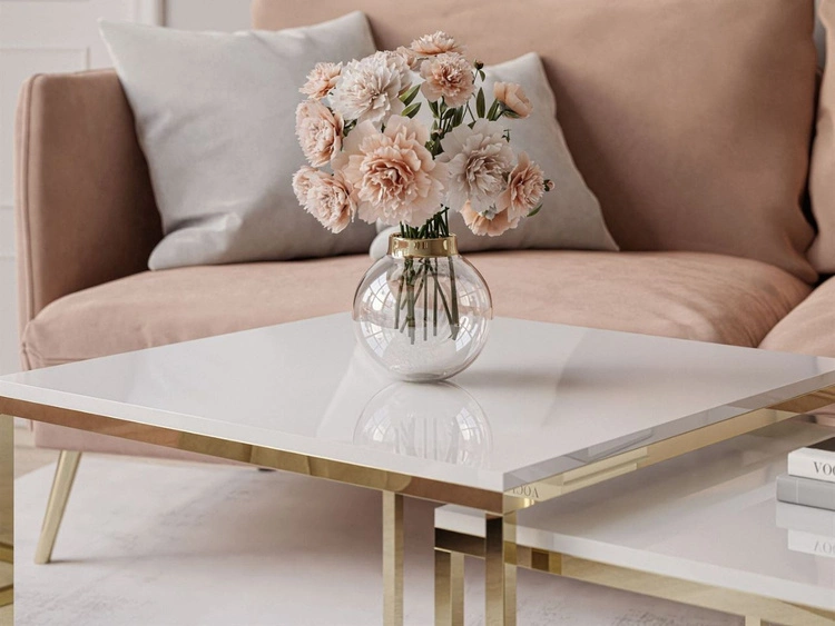 Couchtisch auf goldenem Gestell Asumi Weiß Hochglanz 36x42