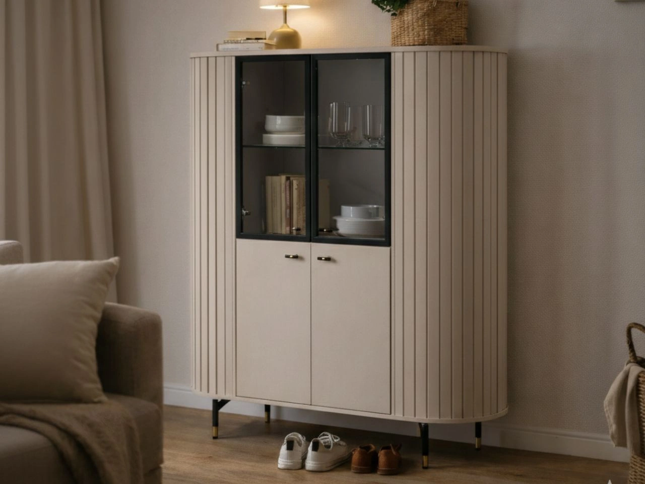 Standvitrine mit LED-Beleuchtung Soria Kaschmir