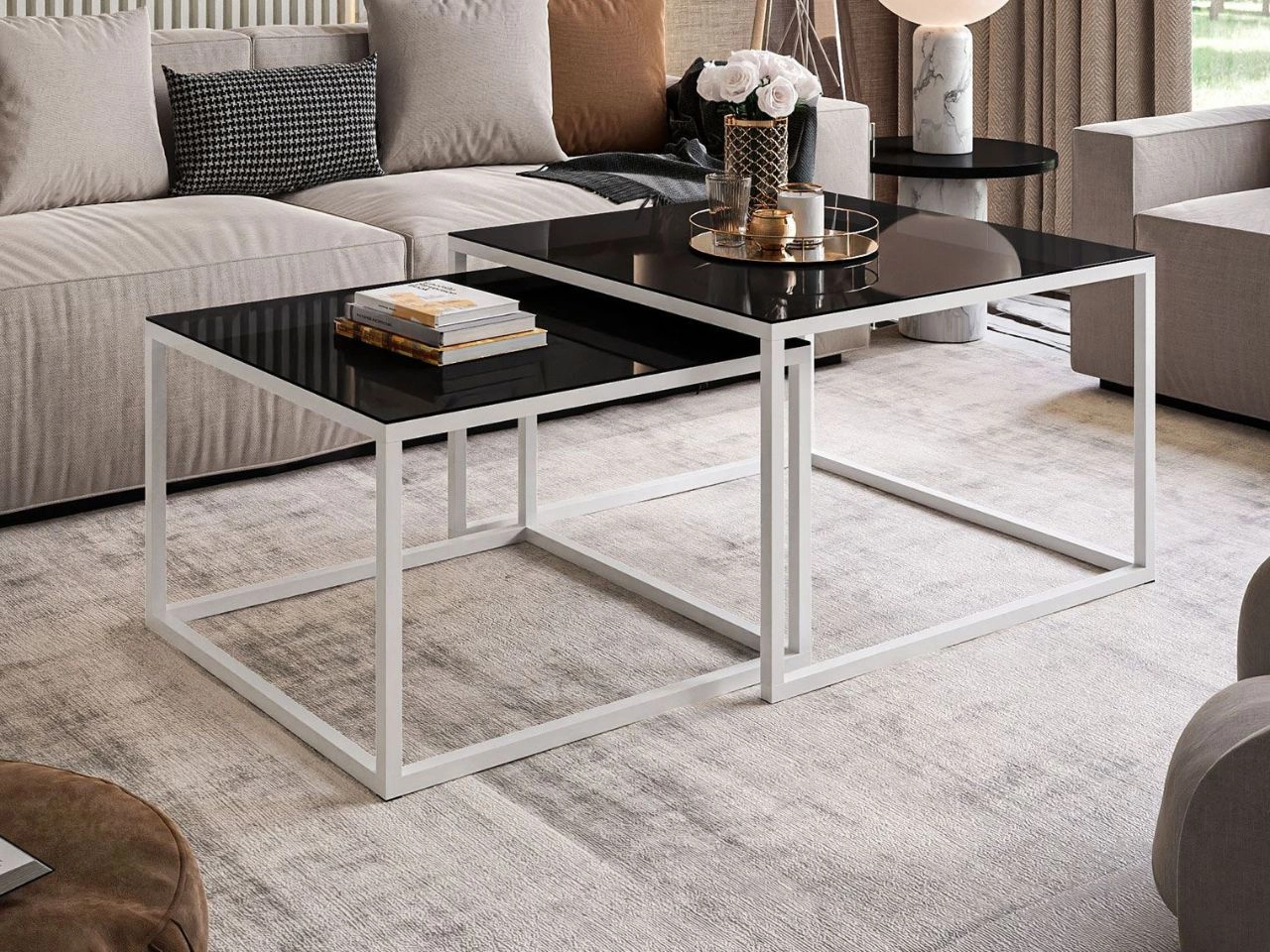 Couchtisch auf weißem Gestell mit Glasplatte Asumi Schwarz 39x45