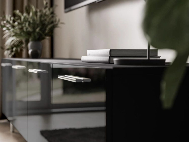 Wohnwand für das Wohnzimmer mit LED-Beleuchtung auf Silbernen Metallbeinen Schwarz Hochglanz