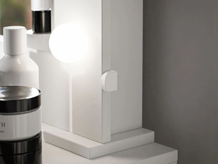 Spiegel mit LED-Beleuchtung für das Schlafzimmer Melo Weiß